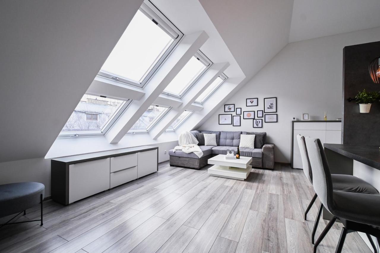 Luxury Apartment In The City Center Pressburg Exterior foto